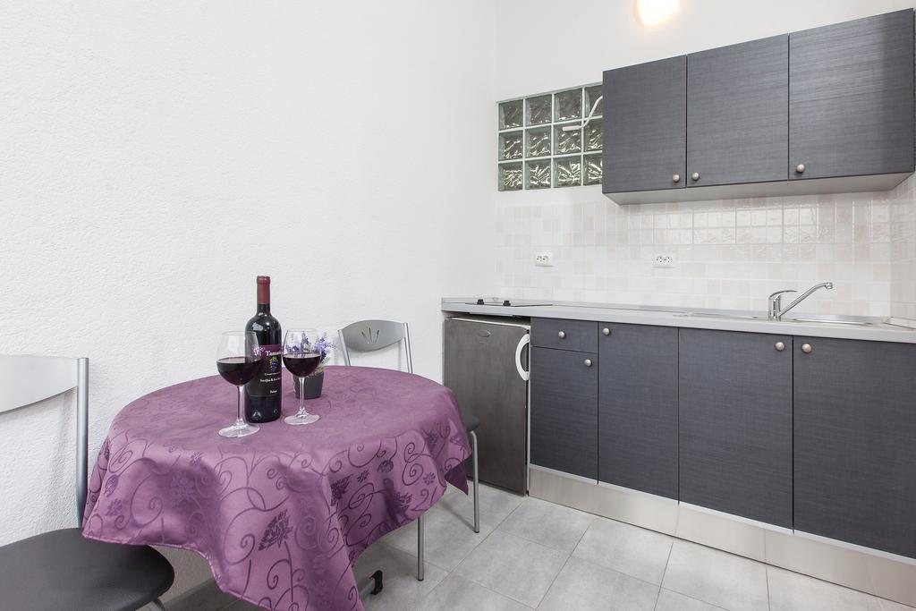 Apartments Smiljka Tucepi Luaran gambar