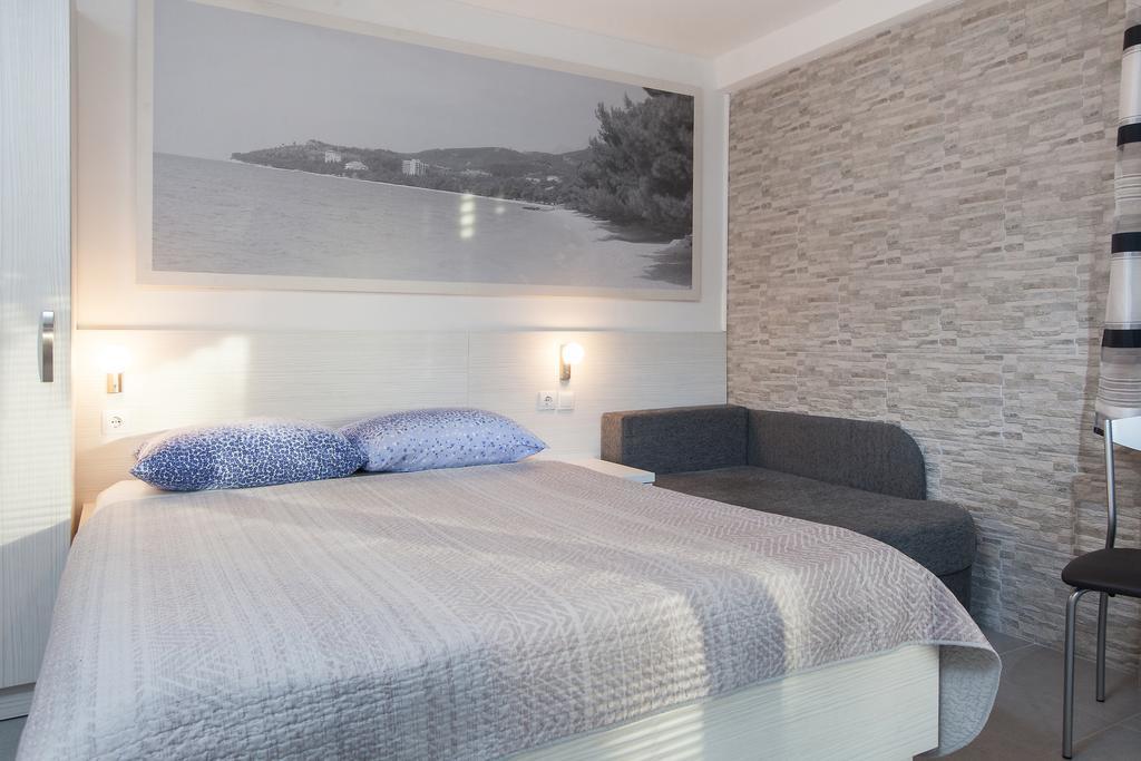 Apartments Smiljka Tucepi Bilik gambar